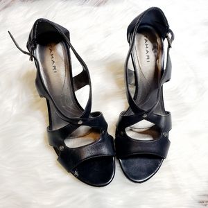 Tahari Flora black heels